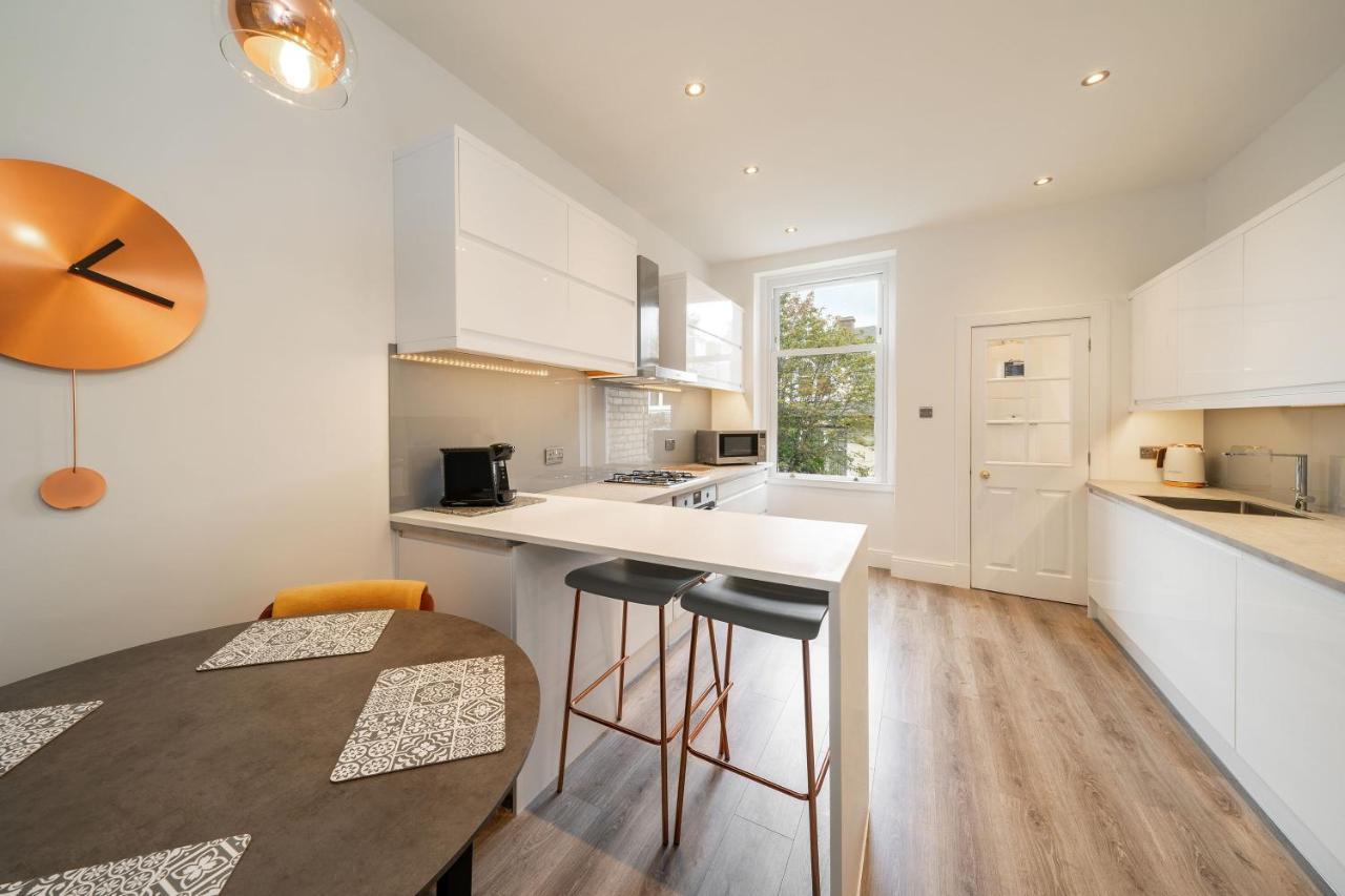 Jane'S Place - Chic 2 Bed Apartment Dundee Buitenkant foto