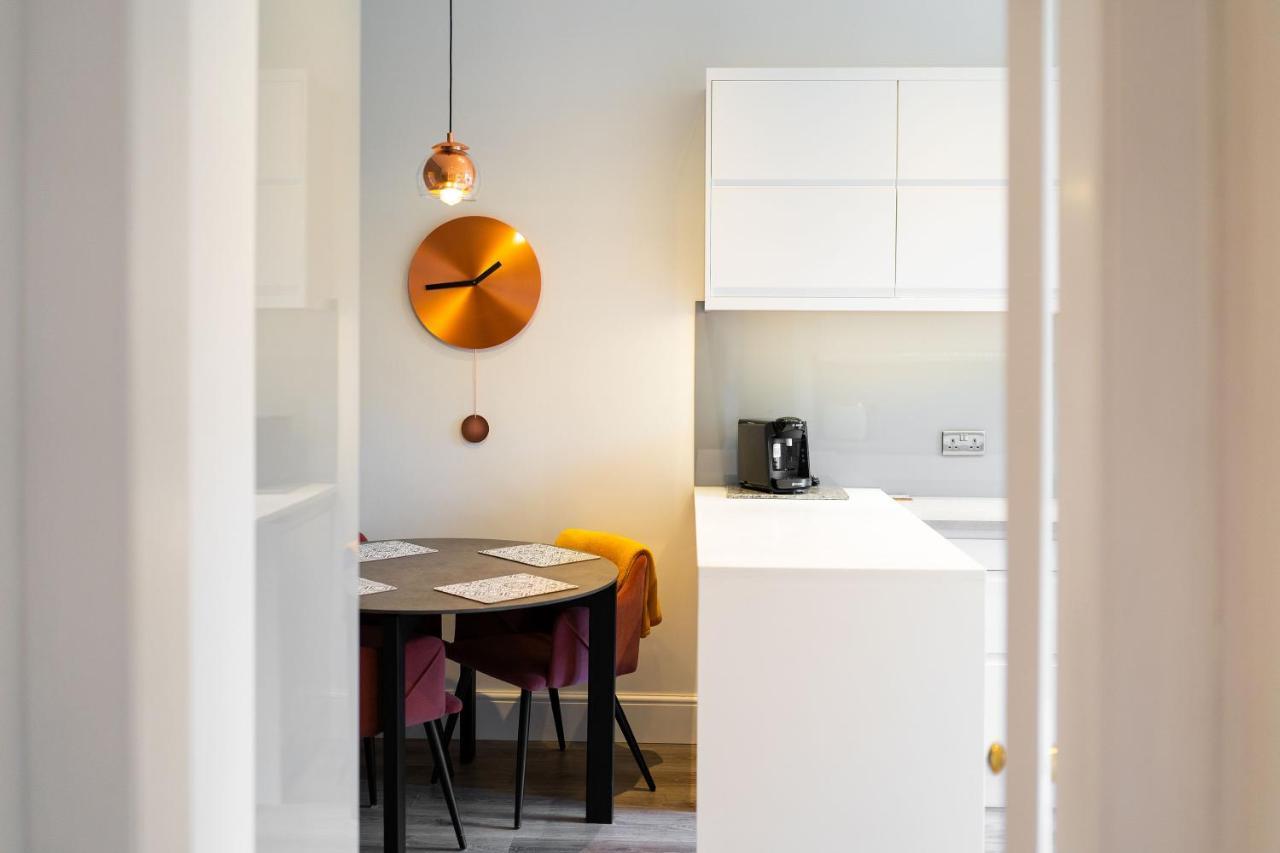 Jane'S Place - Chic 2 Bed Apartment Dundee Buitenkant foto